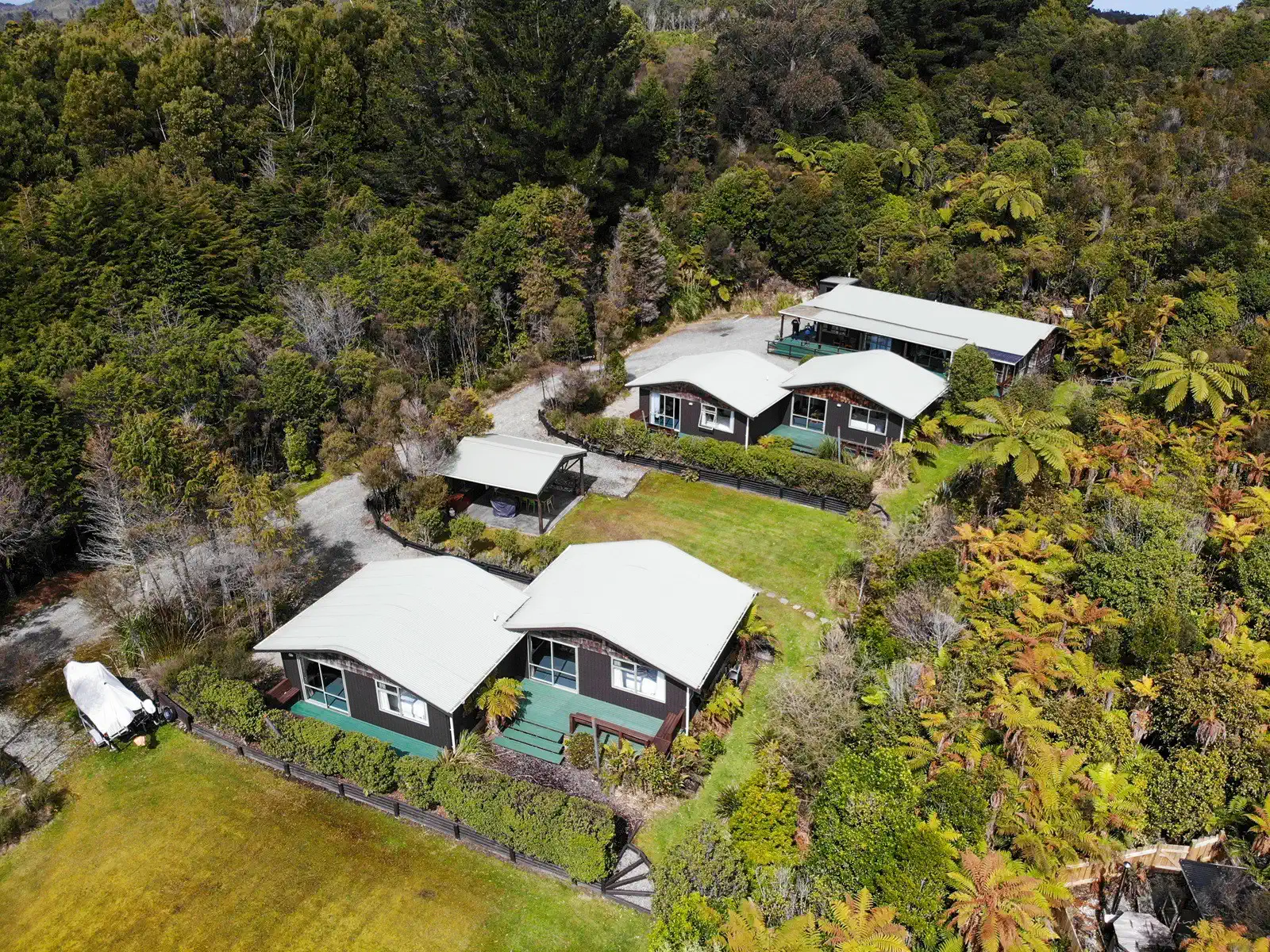 Boutique Tourist Accommodation West Coast photo 2