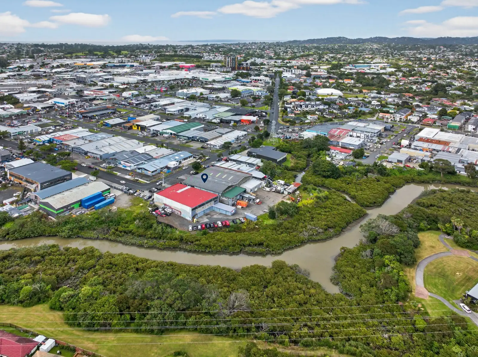 New Lynn Standalone Commercial/Industrial